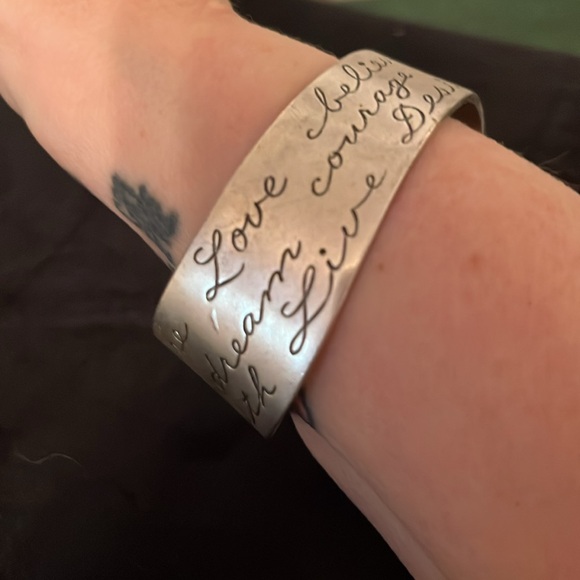 Chicos Live By Inspiration Cuff Silvertone - Picture 6 of 8